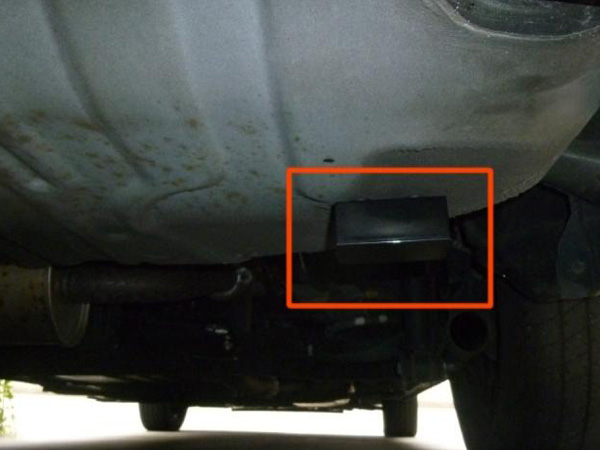 盐湖车辆GPS定位器检测与拆除